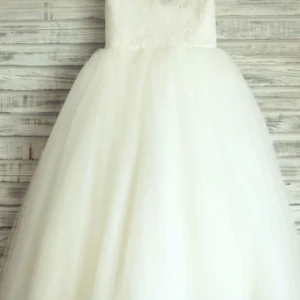 import placeholder for a line round neck white tulle flower gir 160220716